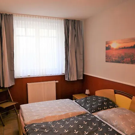 Ferienwohnung Seeblick Waren  Buitenkant foto