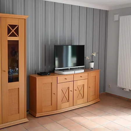 Ferienwohnung Seeblick Waren  Buitenkant foto